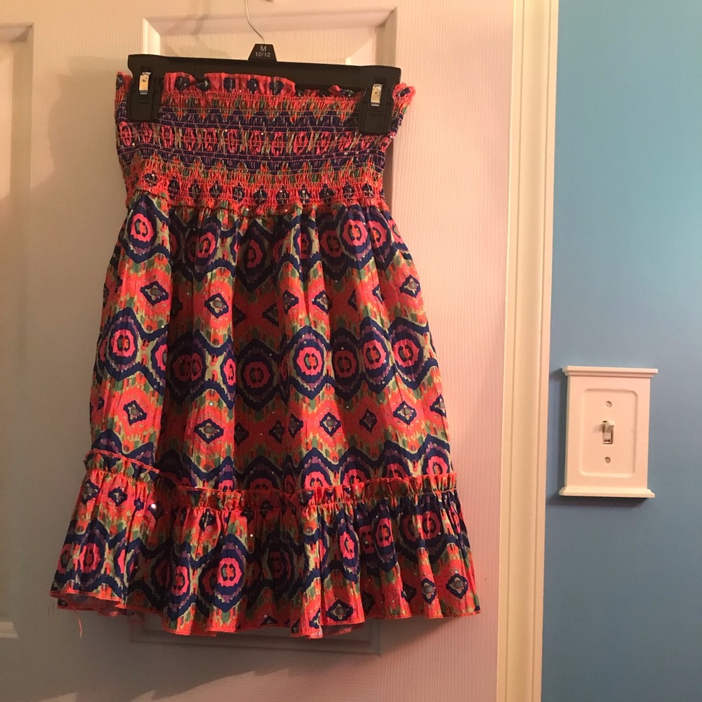 Dress - Picture 2 of 2